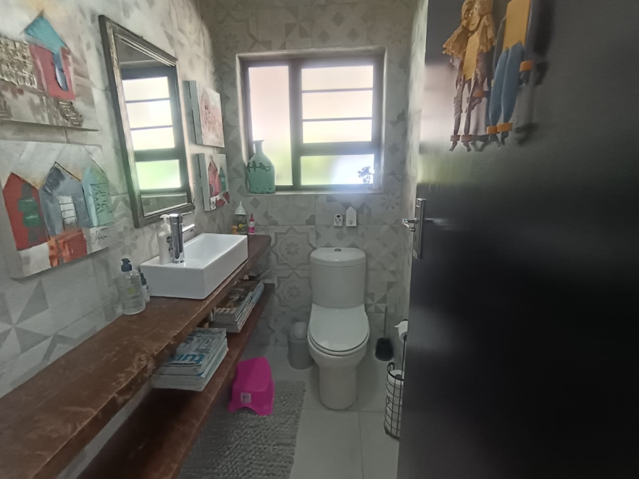 4 Bedroom Property for Sale in Hillcrest Northern Cape